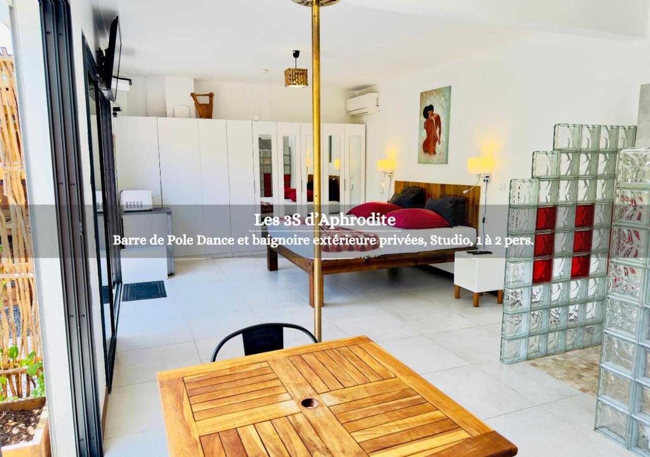 Jo'Z Le Reve Apartment เลส์ อองซ์-ดิอาร์เลส ภายนอก รูปภาพ